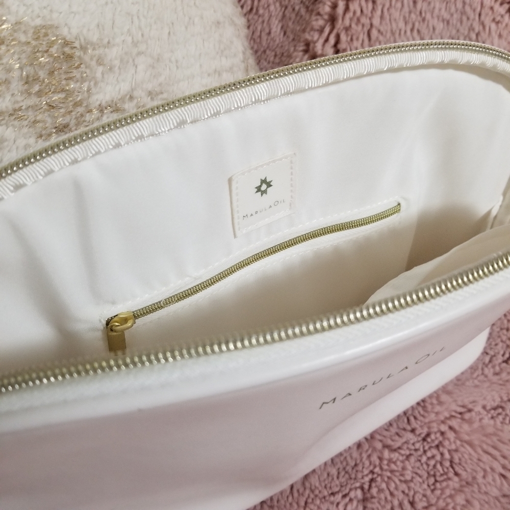 White Cosmetic/Toiletries Bag